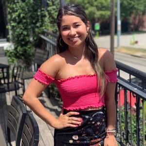 Meet your Posher, Alanis